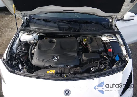 2018 Mercedes-Benz Cla 250 z USA, uszkodzony, nr VIN WDDSJ4EB8JN646212